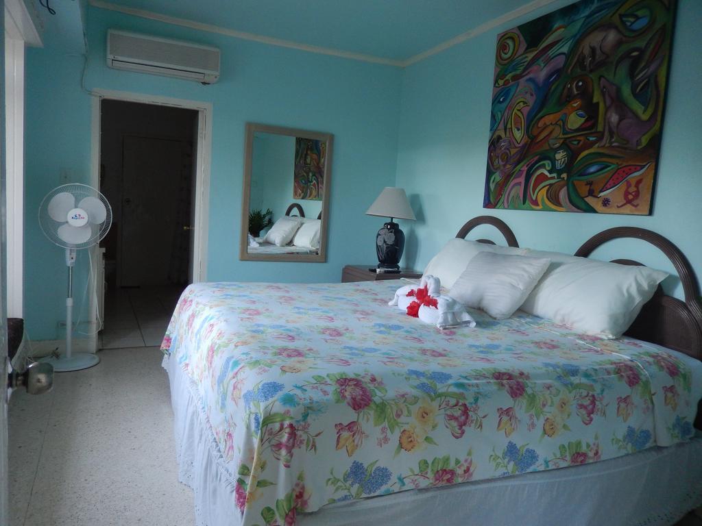 Moon San Villa At The Blue Lagoon 포트안토니오 외부 사진